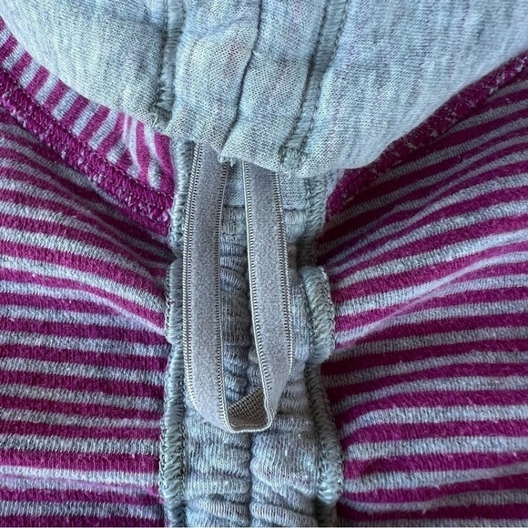 Lululemon In A Cinch Long Sleeve Stripe Funnel Neck Sweatshirt W3L88S Pink Gray - Picture 7 of 10